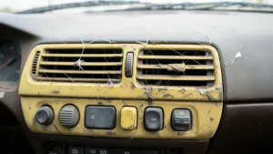 jaka folia do oklejania wnętrza samochodu